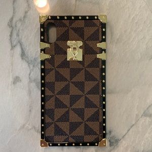 iPhone XS Max phone cover